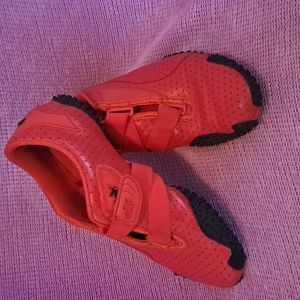 Women's vintage Y2K Mostro Leather Puma Sneakers Red